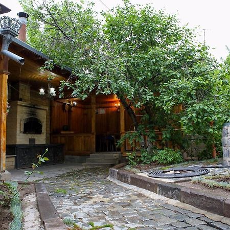 Guest House In Gyumri Luaran gambar