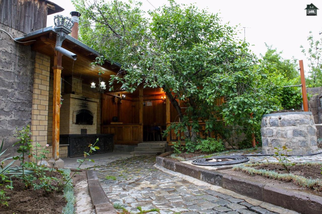 Guest House In Gyumri Luaran gambar