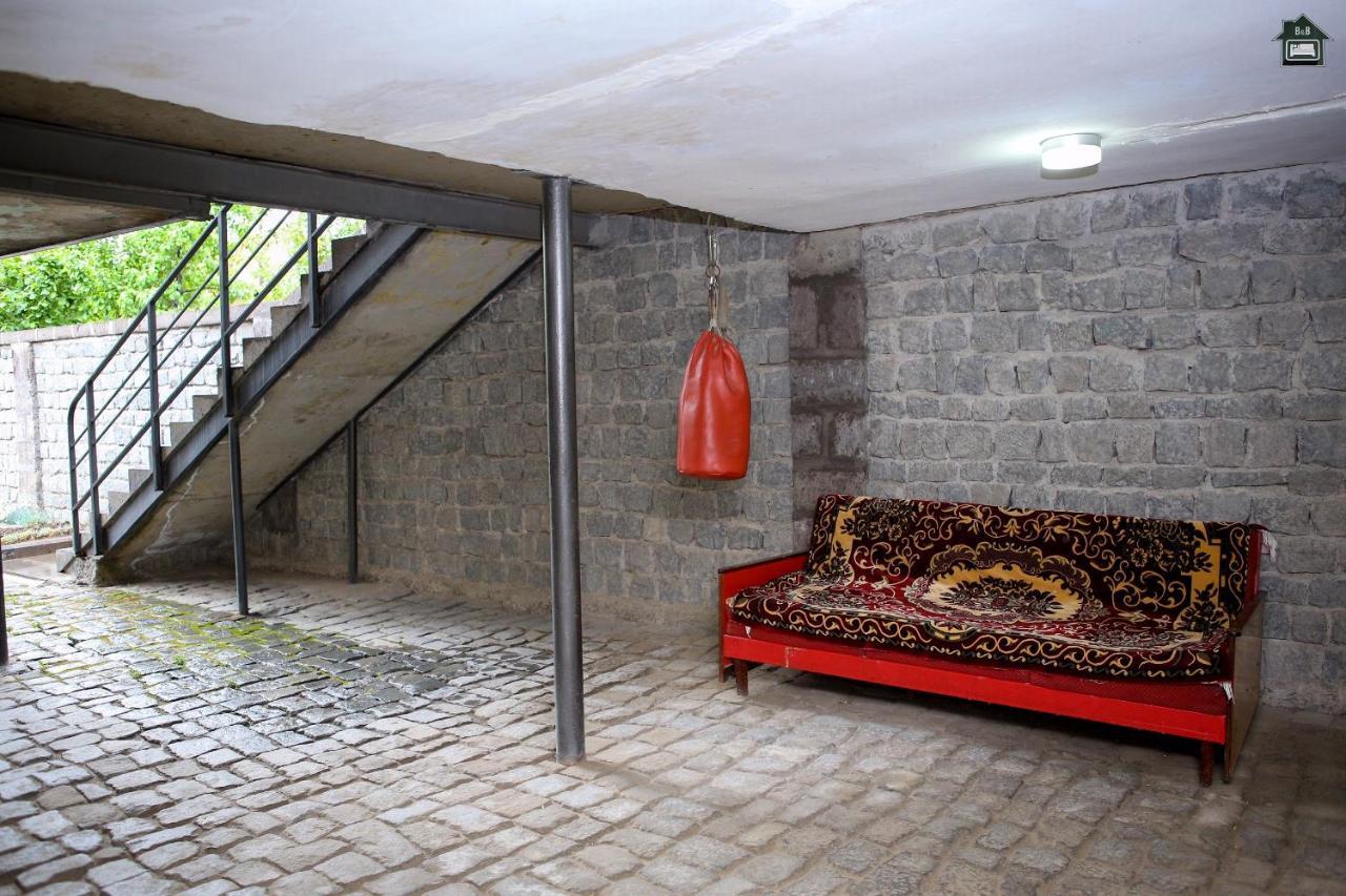 Guest House In Gyumri Luaran gambar